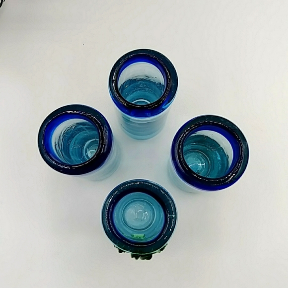 🦋HP! 4 Mexican Shot Glasses Hand Blown with Cobalt Blue Trim. - Picture 2 of 6